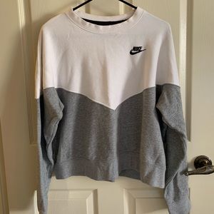 Nike White & Gray Crewneck